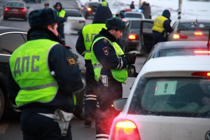 Приморцев предупредили о массовых облавах на дорогах в преддверии 8 Марта