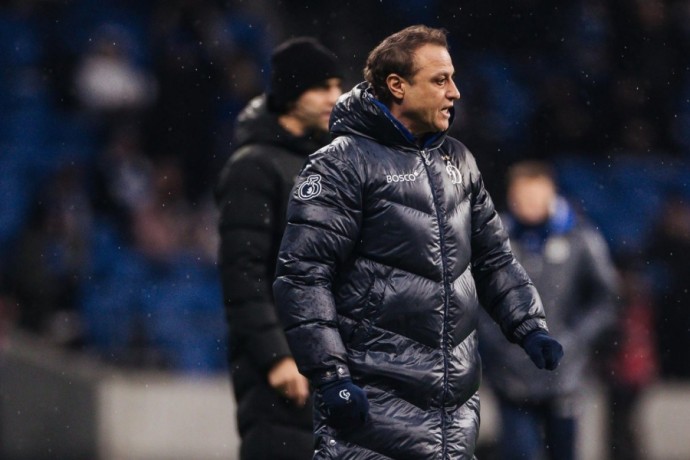 Гусев: "Пришлось жёстко поговорить. Сказал ребятам, что так нельзя выходить на "Спартак" Гусев: "Пришлось жёстко поговорить. Сказал ребятам, что так нельзя выходить на "Спартак"