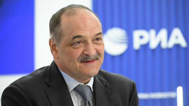 Болельщики ждут от махачкалинского "Динамо" рывка в РПЛ, заявил Меликов Болельщики ждут от махачкалинского "Динамо" рывка в РПЛ, заявил Меликов