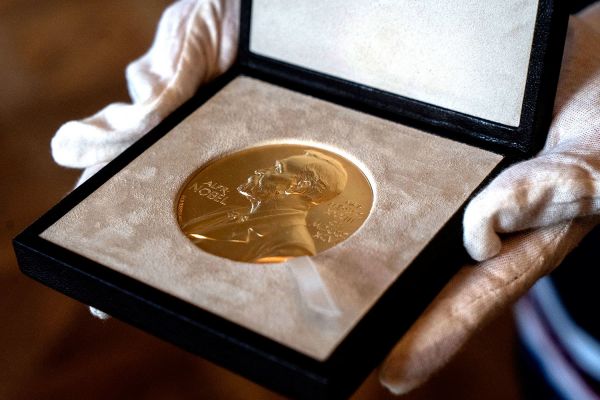 Бизнесмен с мировым именем заявил о продажности Нобелевской премии мира Бизнесмен с мировым именем заявил о продажности Нобелевской премии мира