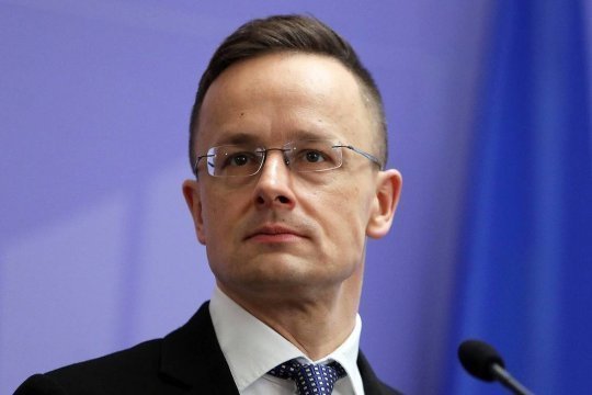 Сийярто объяснил отказ от одобрения кредита Украине блокировкой Киевом транзита нефти в Венгрию