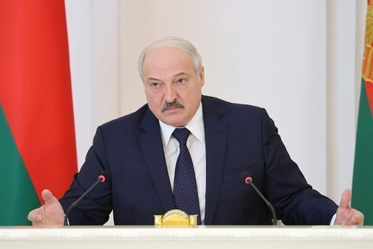 Лукашенко: Белоруссия не будет ввязываться в войну, пока ее не трогают Лукашенко: Белоруссия не будет ввязываться в войну, пока ее не трогают
