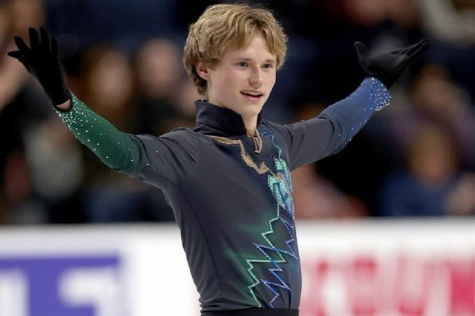 Малинин исполнил семь четверных в произвольной программе на Гран-при