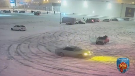 Покатался и забыл, но ГАИ всё помнит: в Петербурге поймали любителя дрифта