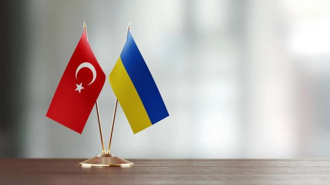 Киев попросил Турцию инвестировать в ВПК Украины