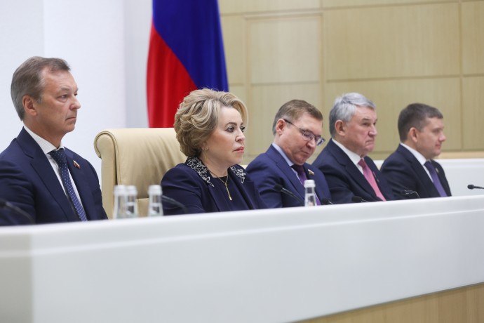 Матвиенко призвала активнее искать инвесторов для сохранения объектов культуры