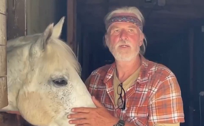 Голландскому экологу Ван дер Вольфу разрешили временное проживание в России Голландскому экологу Ван дер Вольфу разрешили временное проживание в России