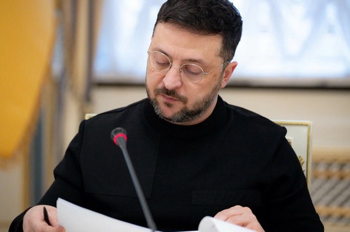 Зеленский планирует покинуть власть? Ответ президента Украины