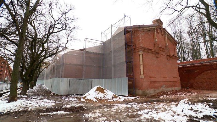 Вторая жизнь после 30 лет забвения: как в Кронштадте возрождают Сухопутный манеж Вторая жизнь после 30 лет забвения: как в Кронштадте возрождают Сухопутный манеж