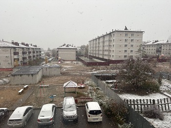 Свободный засыпало первым снегом