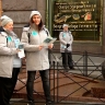 В Петербурге стартовал новый сезон работы мобильной информационной помощи «Спроси меня»