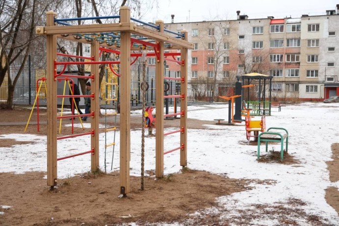 В Перми за год появились 73 новые детские и спортивные площадки В Перми за год появились 73 новые детские и спортивные площадки