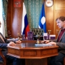 Глава Якутии провел рабочую встречу с директором Русского драмтеатра