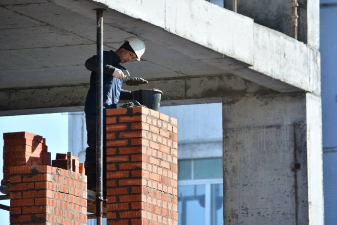 ​В Пермской строительной компании выявлены массовые нарушения трудового законодательства