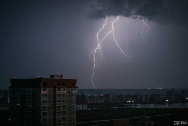 В ряде районов Якутии ожидаются грозы, град и сильный ветер