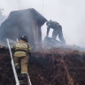 Из горевшего в Благовещенске дома успела эвакуироваться женщина с ребенком