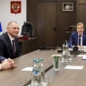 Виталий Савельев встретился с участником президентской программы «Время героев» Александром Карамышевым