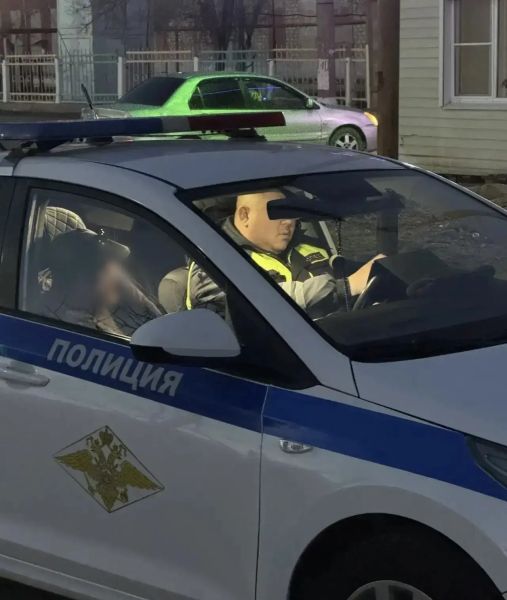 Автодебошира задержали полицейские при помощи сотрудника ОМОН под Астраханью 