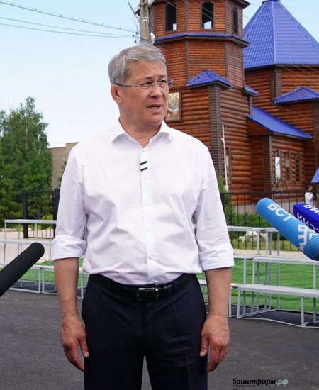 Радий Хабиров привел пример того, как надо любить свою малую родину