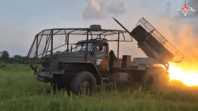 В небе над Тульской областью сбит украинский беспилотник В небе над Тульской областью сбит украинский беспилотник