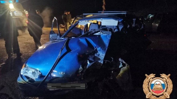 В Башкирии в страшной аварии два человека погибли, пятеро пострадали В Башкирии в страшной аварии два человека погибли, пятеро пострадали