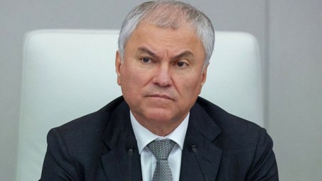Вячеслав Володин: те, кто за границей вредит России, должны умолять Президента не применять новое оружие