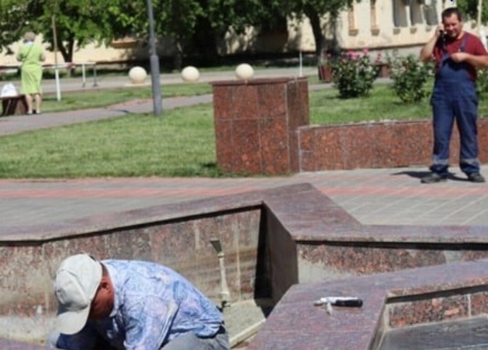 В Астраханской области юные вандалы вывели из строя фонтан «Звезда»