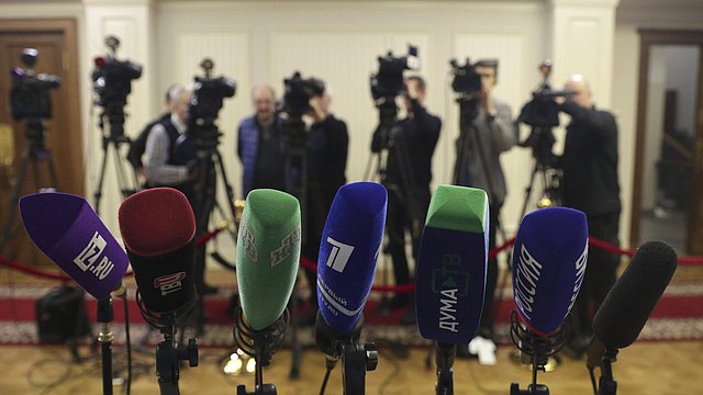 Вячеслав Володин: взаимодействие с журналистами — важная составляющая депутатской работы