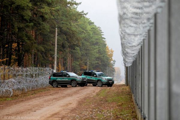 В Польше решили продлить действие буферной зоны на границе с Белоруссией