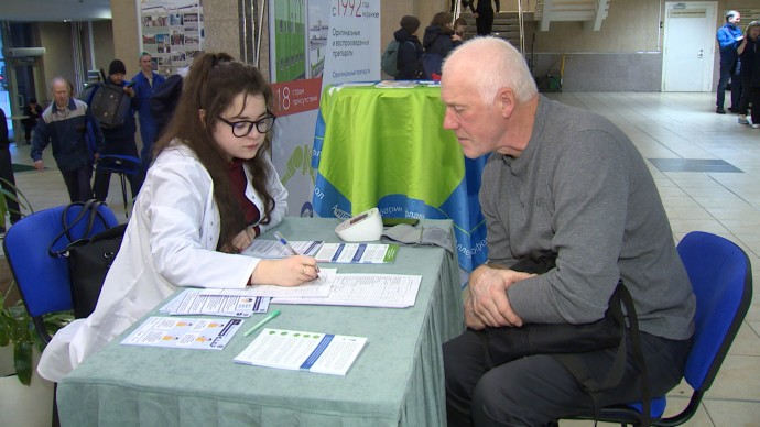 В рамках недели борьбы с инсультом петербуржцы бесплатно проходят обследования в Центре имени Алмазова В рамках недели борьбы с инсультом петербуржцы бесплатно проходят обследования в Центре имени Алмазова