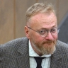 Милонов устроил новогодний рейд по борделям