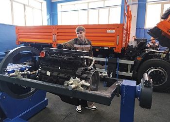 Две мастерские для подготовки дорожников открыли в Приамурье