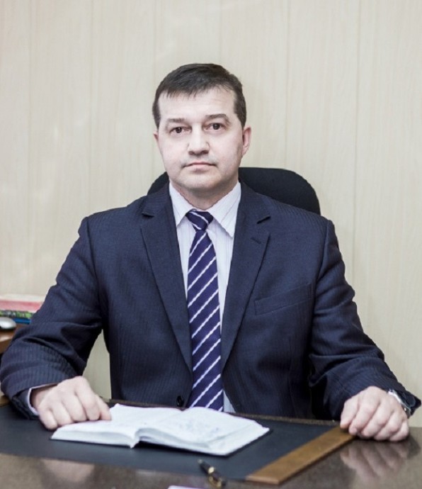 Глава Вятских Полян ушел с должности, оставив на прощание пост