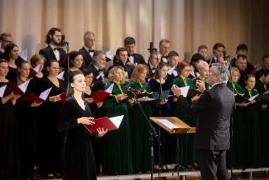 В Зале церковных соборов Храма Христа Спасителя прошел гала-концерт лауреатов IV Патриаршего международного фестиваля духовной музыки «Свет Христов»