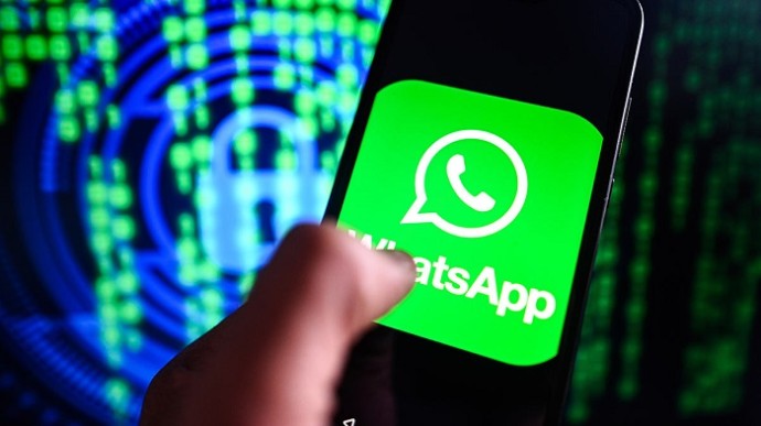Роскомнадзор допустил возможность полной блокировки мессенджера WhatsApp в России