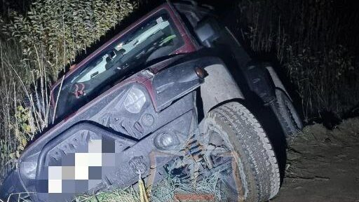 В Ленобласти спасатели помогли джиперам выбраться из леса