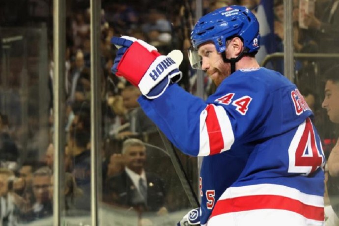 Шайба Гаврикова принесла "Рейнджерс" победу над "Сиэтлом" Шайба Гаврикова принесла "Рейнджерс" победу над "Сиэтлом"