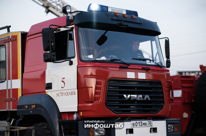 Астраханский следком проверит отсутствие ремонта в сгоревшем доме Астраханский следком проверит отсутствие ремонта в сгоревшем доме