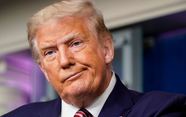 Трамп рассказал, как наносит себе макияж