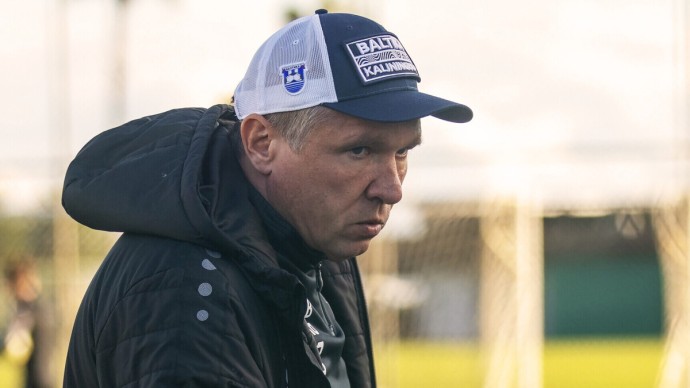 "Поступил не по-мужски". Талалаев раскритиковал Слуцкого за историю с Дзюбой "Поступил не по-мужски". Талалаев раскритиковал Слуцкого за историю с Дзюбой