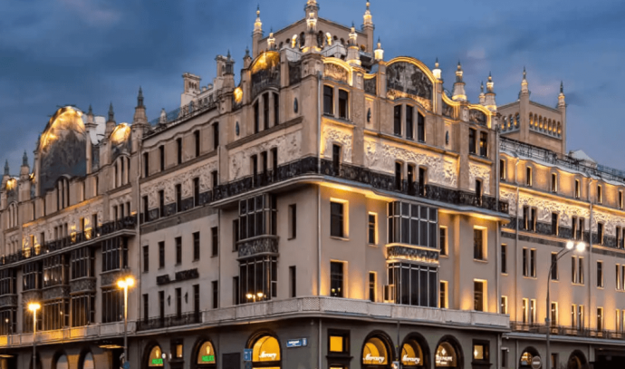 Заселиться в гостиницу в 2026 году можно будет с помощью мессенджера Max или приложения «Госуслуги» Заселиться в гостиницу в 2026 году можно будет с помощью мессенджера Max или приложения «Госуслуги»