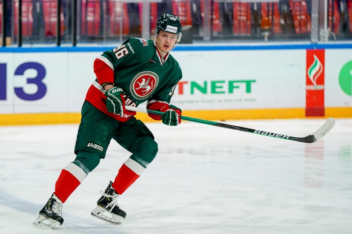 Защитнику "Ак Барса" Лямкину сломали лицевую кость в матче КХЛ с "Северсталью" Защитнику "Ак Барса" Лямкину сломали лицевую кость в матче КХЛ с "Северсталью"