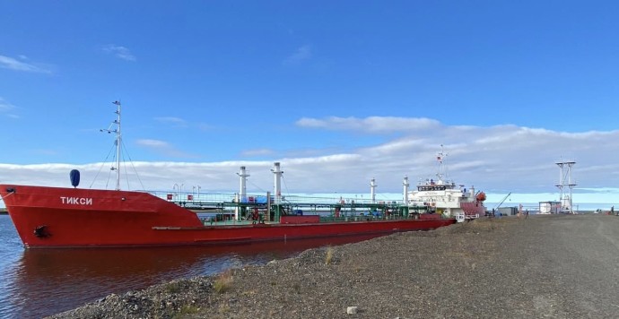 «Саханефтегазсбыт» отгрузил весь запланированный объем в арктические районы Якутии