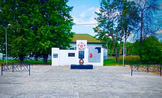 В Ярославской области завершено благоустройство территории обелиска воинам