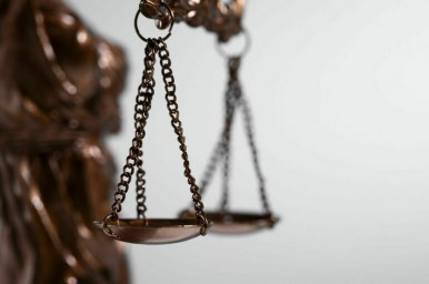 Наказывать за возбуждение ненависти и незаконную регистрацию бизнеса будут жестче