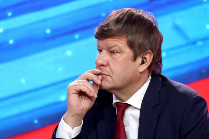 Губерниев отреагировал на решение МОК снять санкции с российских спортсменов-юниоров