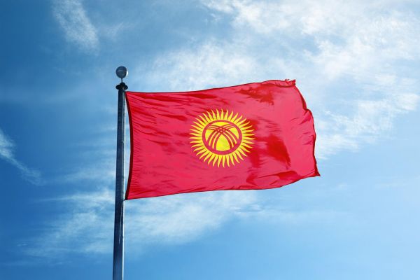 В Киргизии готовят почву для проведения досрочных выборов президента В Киргизии готовят почву для проведения досрочных выборов президента