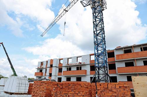 Василий Орлов поручил начать строительство жилья в четырех районах Приамурья Василий Орлов поручил начать строительство жилья в четырех районах Приамурья