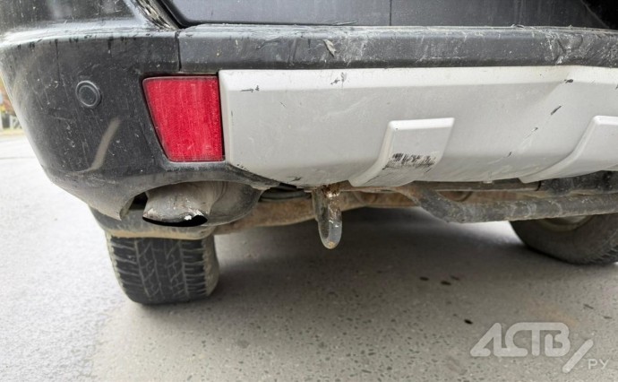 Неизвестный врезался в Mitsubishi Pajero и скрылся с места ДТП в Южно-Сахалинске Неизвестный врезался в Mitsubishi Pajero и скрылся с места ДТП в Южно-Сахалинске