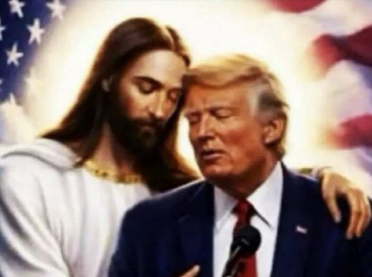 Трамп «сфотографировался» вместе с Иисусом Христом: По мне, так это красиво Трамп «сфотографировался» вместе с Иисусом Христом: По мне, так это красиво